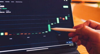 Web of Trust: Weaving Blockchain into the SaaS Experience
