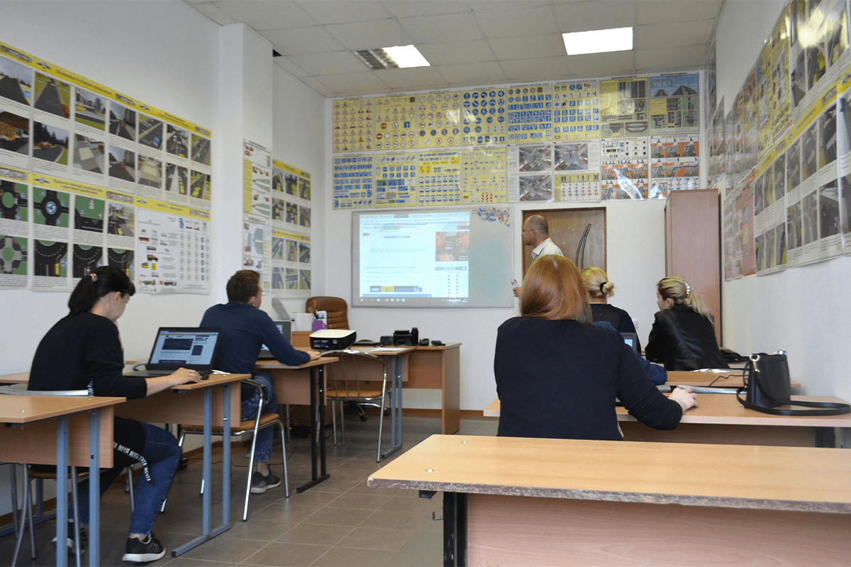 15 Fresh AI in Education Essay Ideas for Students (2026)